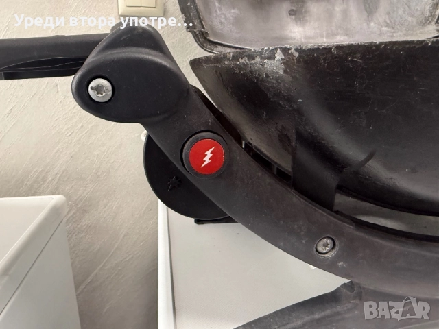 Газово барбекю Weber Q100, снимка 4 - Барбекюта - 52374798