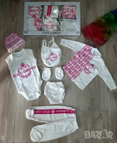 комплект дрехи за новородени Zara Moncler gucci prada christian dior , снимка 15 - Комплекти за бебе - 50574757