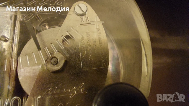 Настолен часовник Kienzle International – модел Atlanta Electric, снимка 3 - Антикварни и старинни предмети - 53602813