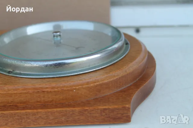 Стенен барометър с четки за обувки, снимка 8 - Колекции - 50047856