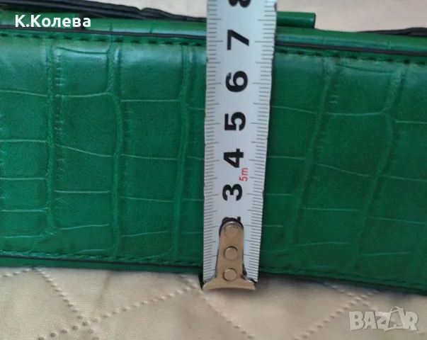 Дамска малка чанта, снимка 6 - Чанти - 49031843