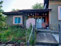 Продавам къща с дворно място, снимка 1