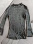 Блестяща буза Gina Tricot, снимка 1 - Блузи с дълъг ръкав и пуловери - 28886960