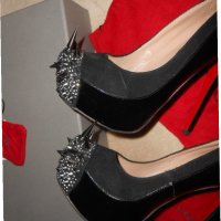 Christian Louboutin Asteroid 140 suede and patent-leather pumps, снимка 18 - Дамски елегантни обувки - 26637968