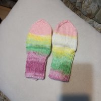 Ръчно плетени бебешки чорапи, ходило 12 см., снимка 2 - Бебешки чорапи - 39844936