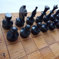 Шах с дървени фигури в дървена кутия за шах и табла , снимка 3 - Шах и табла - 43670182