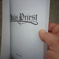 Книга за историята на  Judas priest/Джудас Прийст., снимка 3 - Специализирана литература - 38180948