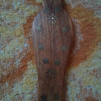 Лъжица стара дървена с Бронзови флорални орнаменти - набивки голяма сувенир 41519, снимка 4 - Декорация за дома - 43151904