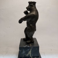 Арт деко фигура на кралска мечка върху стъпаловидна мраморна основа, снимка 7 - Статуетки - 42961679