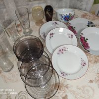Лот чинии и чаши , снимка 1 - Чинии - 43330942