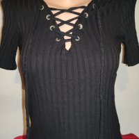 черна блузка с връзки на Only, снимка 2 - Тениски - 39546776