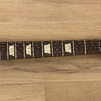 Gibson Les Paul Studio 2010 с твърд куфар, снимка 3 - Китари - 43334915