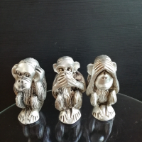Тройка статуетки маймуни - не чух, не видях, не знам, снимка 1 - Статуетки - 36508826