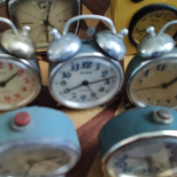 Лот настолни часовници будилник Слава , снимка 6 - Антикварни и старинни предмети - 44878187