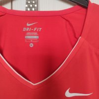 Тениска Nike, снимка 2 - Разсади - 38105284