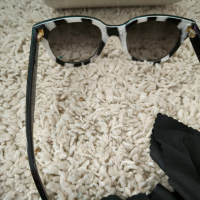 Оригинални слънчеви очила MARC JACOBS , снимка 2 - Слънчеви и диоптрични очила - 44931656
