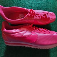 Розови маратонки Nike Найк, снимка 4 - Маратонки - 39161524