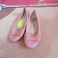 Розови балеринки , снимка 2 - Дамски ежедневни обувки - 39230268