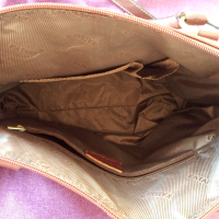 чанта на френски бранд Catana НОВА  естествена кожа + подарък  боти на A.S. 98 , снимка 4 - Чанти - 44866912