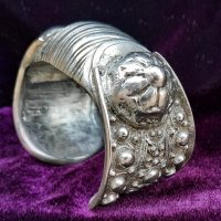 Старинна възрожденска сребърна гривна рогатка, снимка 2 - Антикварни и старинни предмети - 35571500