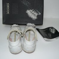GEOX Сандали, с лепки, лачени, бели, затворени пети - 33 номер, 222мм, снимка 4 - Детски обувки - 28722872