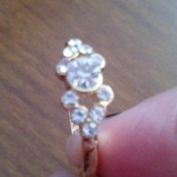 Дамски пръстен, снимка 2 - Пръстени - 27029190