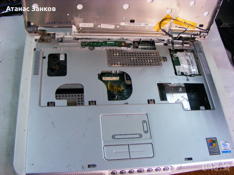 Останки от DELL Inspiron, снимка 1
