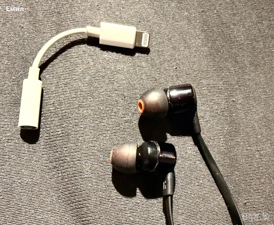 Слушалки JBL с адаптор за IPhone , снимка 1