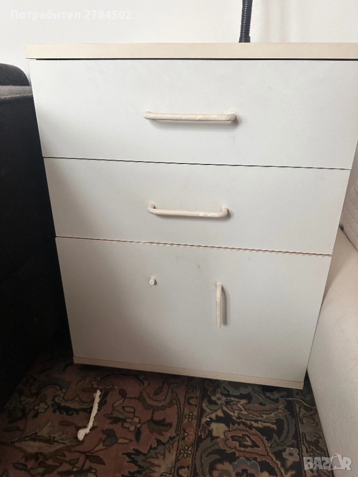 Бяло шкафче с 3 чекмеджета, снимка 1