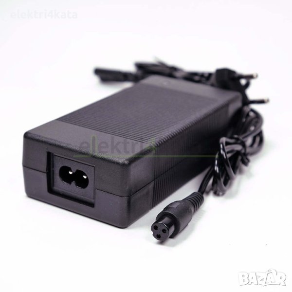 Зарядно устройство 42V (GX12 3pin 8mm), снимка 1