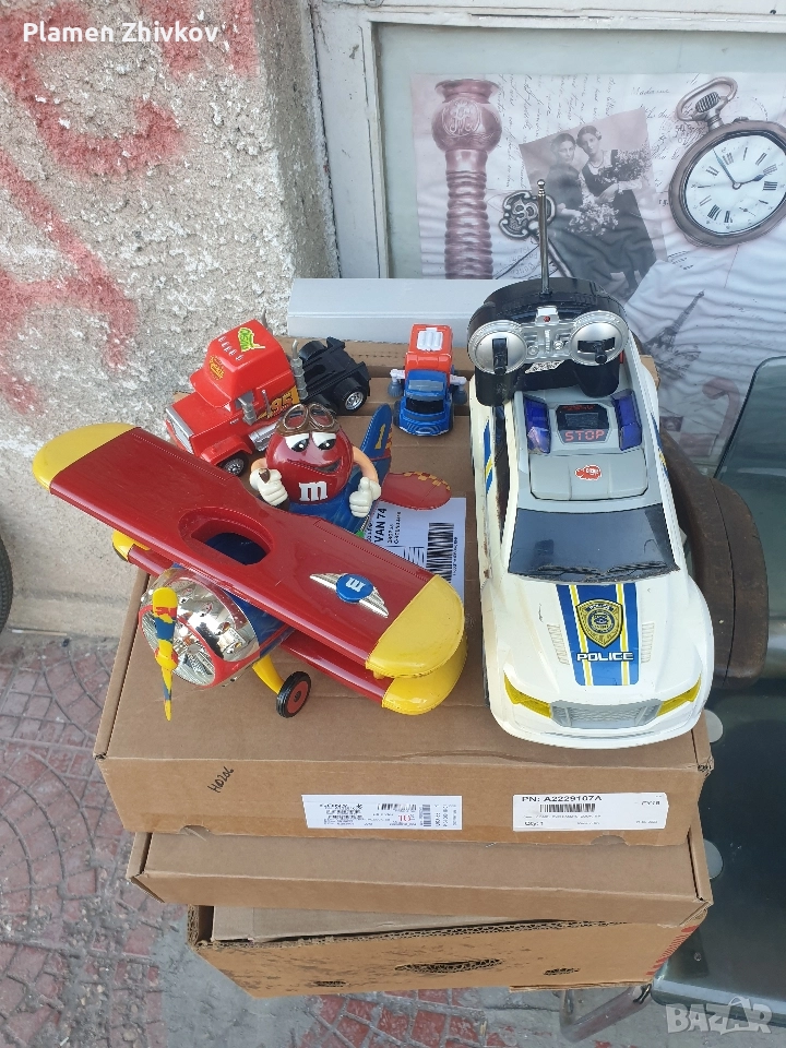 да зарадвате някое дете детски играчки , снимка 1