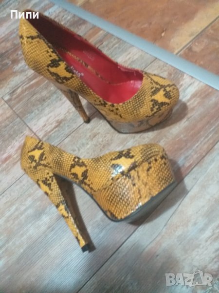 Красиви, високи,но удобни  обувки , снимка 1