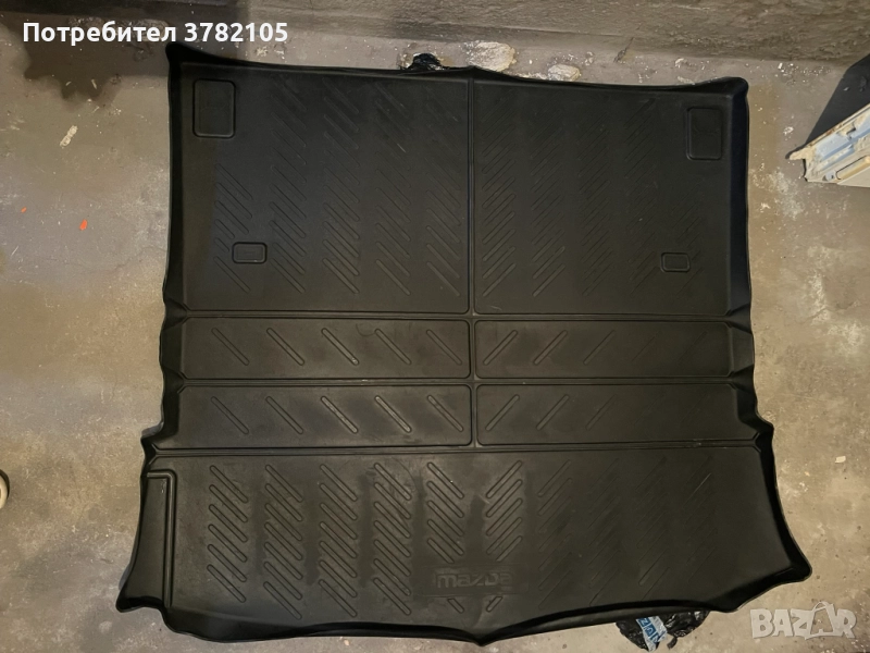 Продавам стелка за багажник на Мazda & VW Golf 6 Variant, снимка 1