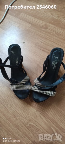 Маркови черни сандали с камъни, снимка 1