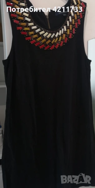 рокля дизайнерска M размер НОВО, снимка 1