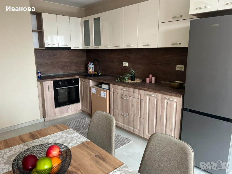 3стаен широк център, снимка 1