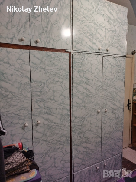 Продавам четирикрилен гардероб , снимка 1