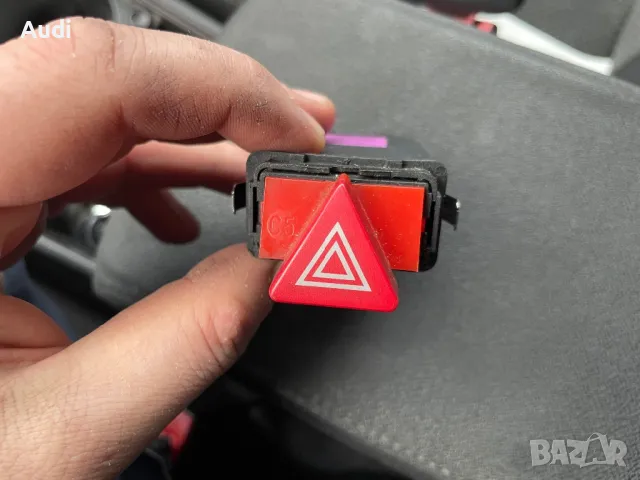 Бутон аварийни Audi A6 C5 Реле аварийни 4B0941509C