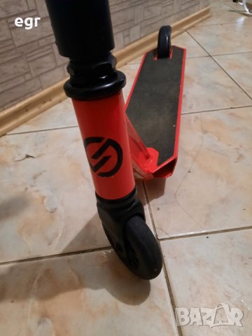 Скутер за скокове OXELO MF One RED Free stile фрий стайл, снимка 8 - Скейтборд, ховърборд, уейвборд - 39816518