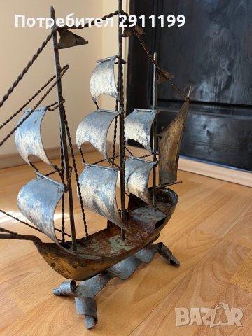 Статуетка на кораб