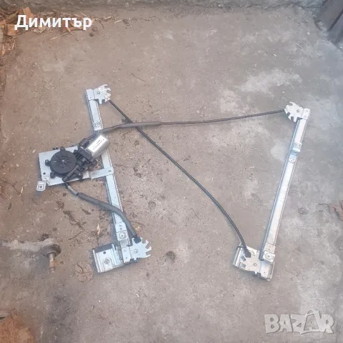Стъкло повдигач преден Десен За Фолксваген Кади 2000г / VW Caddy 2000y, снимка 2 - Части - 48136124