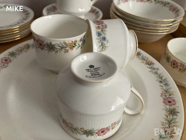 Сервиз на Royal Albert, снимка 2 - Сервизи - 53195490