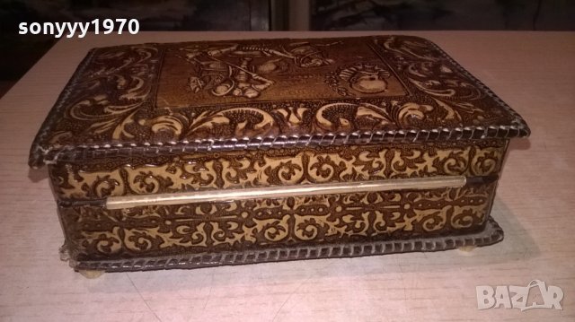 музикална кутия-19х13х7см-дърво и кожа-внос франция, снимка 16 - Колекции - 27161420