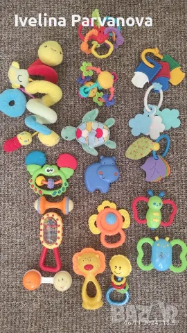 Лот бебешки играчки 