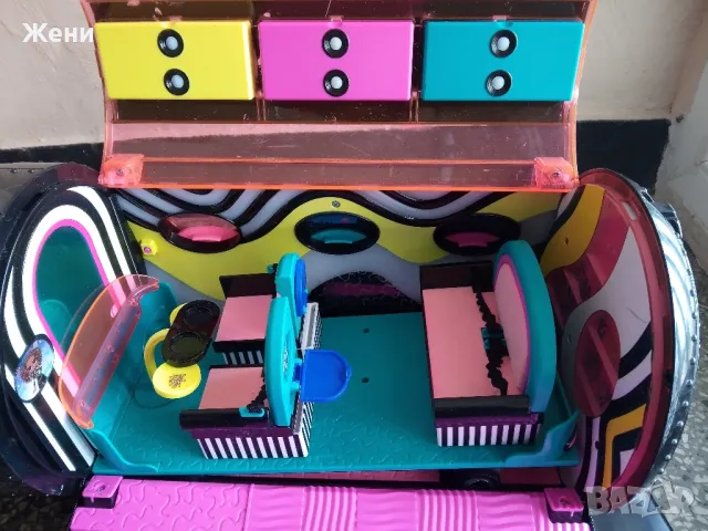 Самолет LOL Surprise , снимка 1