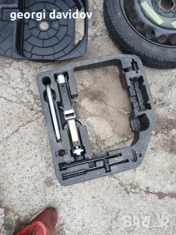 Гума патерица от ауди а5, снимка 4 - Гуми и джанти - 53056930