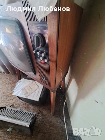 Стари телевизори единият е Мургаш , снимка 6 - Антикварни и старинни предмети - 52227127