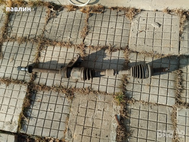 mazda premacy дясна полуоска 