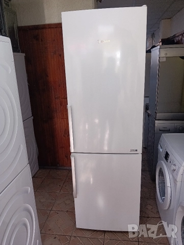 Комбиниран хладилник с фризер Бош Bosch A+++ с две години гаранция!
