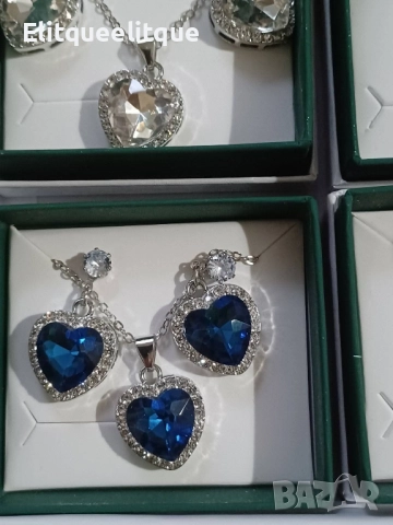 колие и обеци 